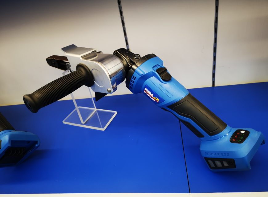 อันนี้เครื่องขัดกระดาษทรายแบบชาร์จแบต โครตเท่เลย