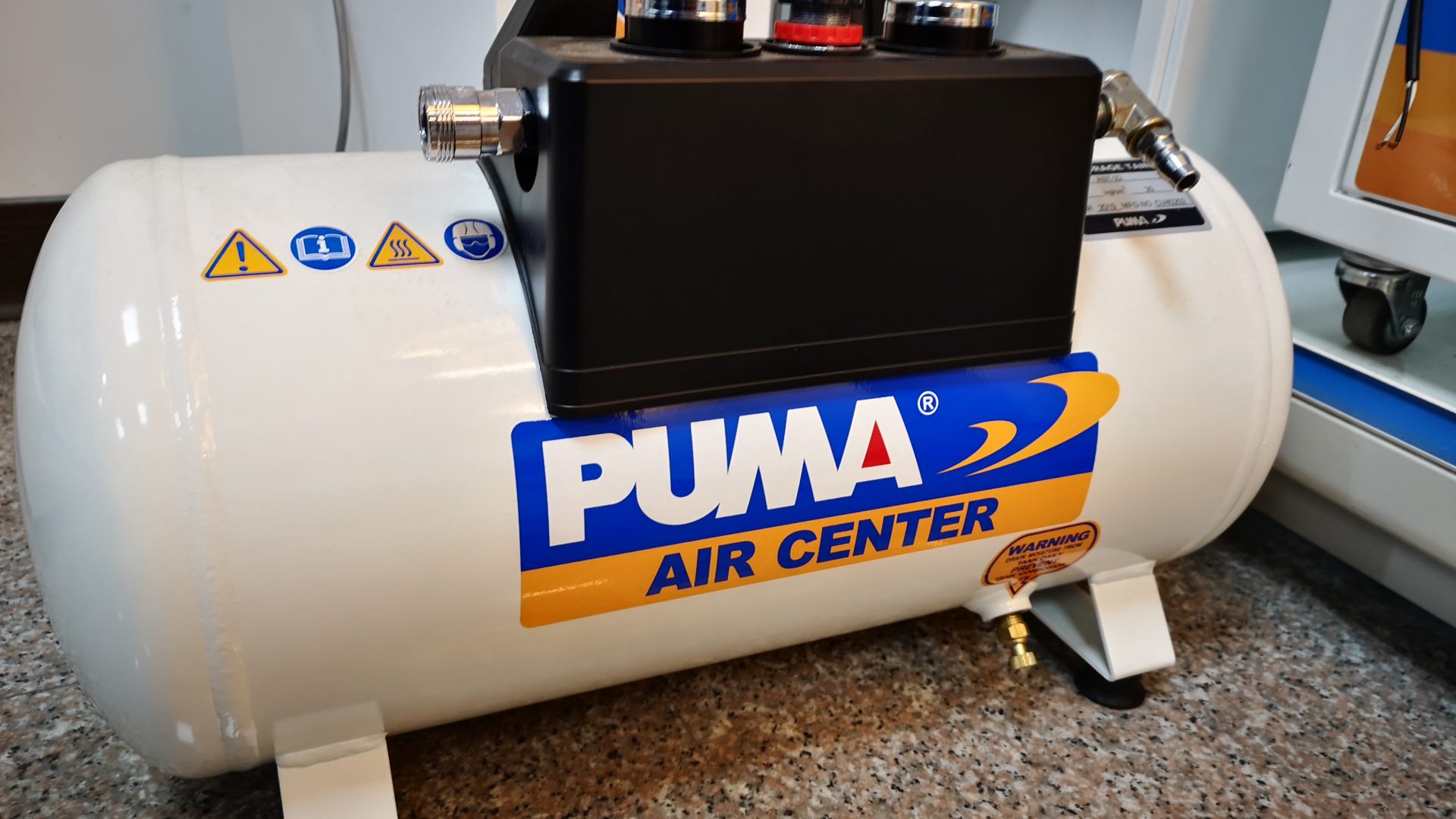 ปั๊มลมสำหรับพวก ทันตกรรมและการแพทย์