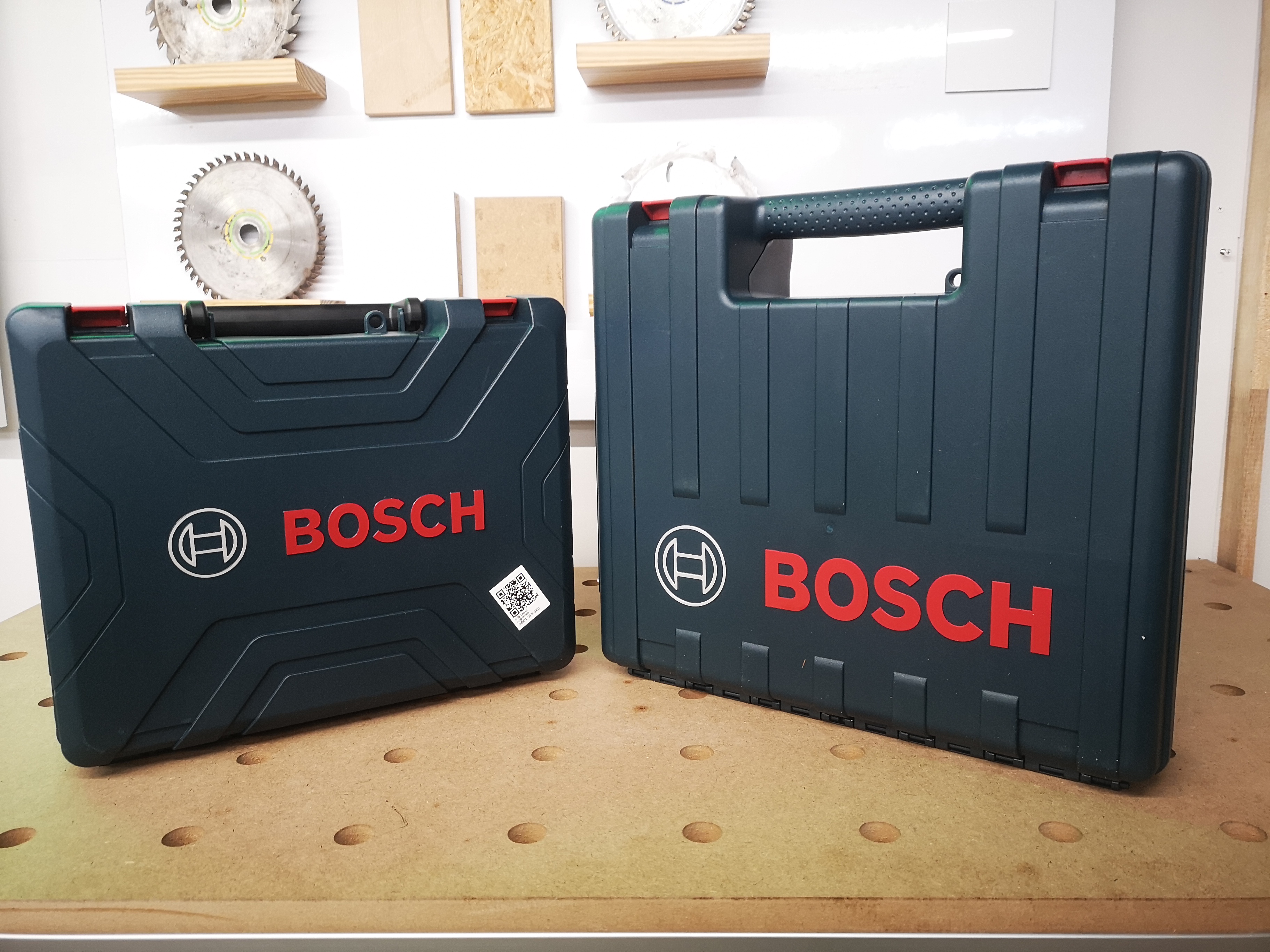 Bosch combo set 18v. มาพร้อมกล่อง 2 กล่อง