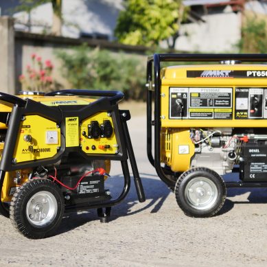 เครื่องปั่นไฟและเครื่องกำเนิดไฟฟ้า