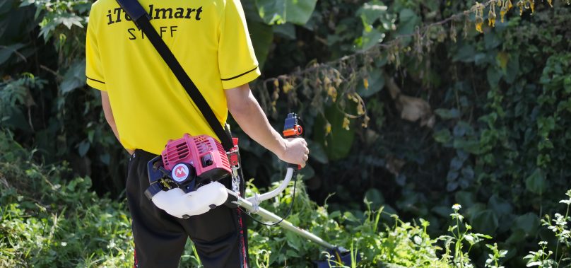 เครื่องตัดหญ้าสะพายบ่า กับ เครื่องตัดหญ้าสะพายหลัง ต่างกันอย่างไร?