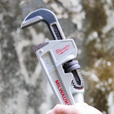 ประแจจับแป๊ป ด้ามจับอลูมิเนียม MILWAUKEE