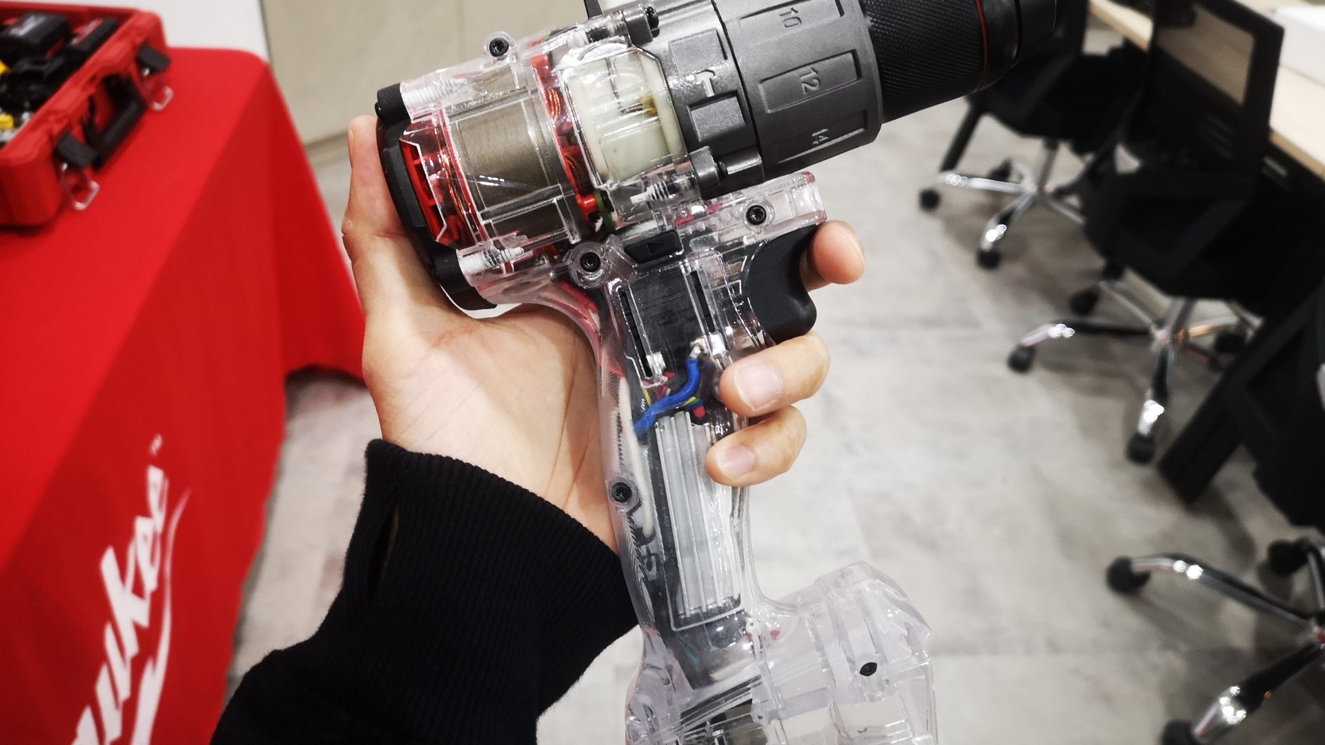 Milwaukee FPD2 แบบใส เชี่ย