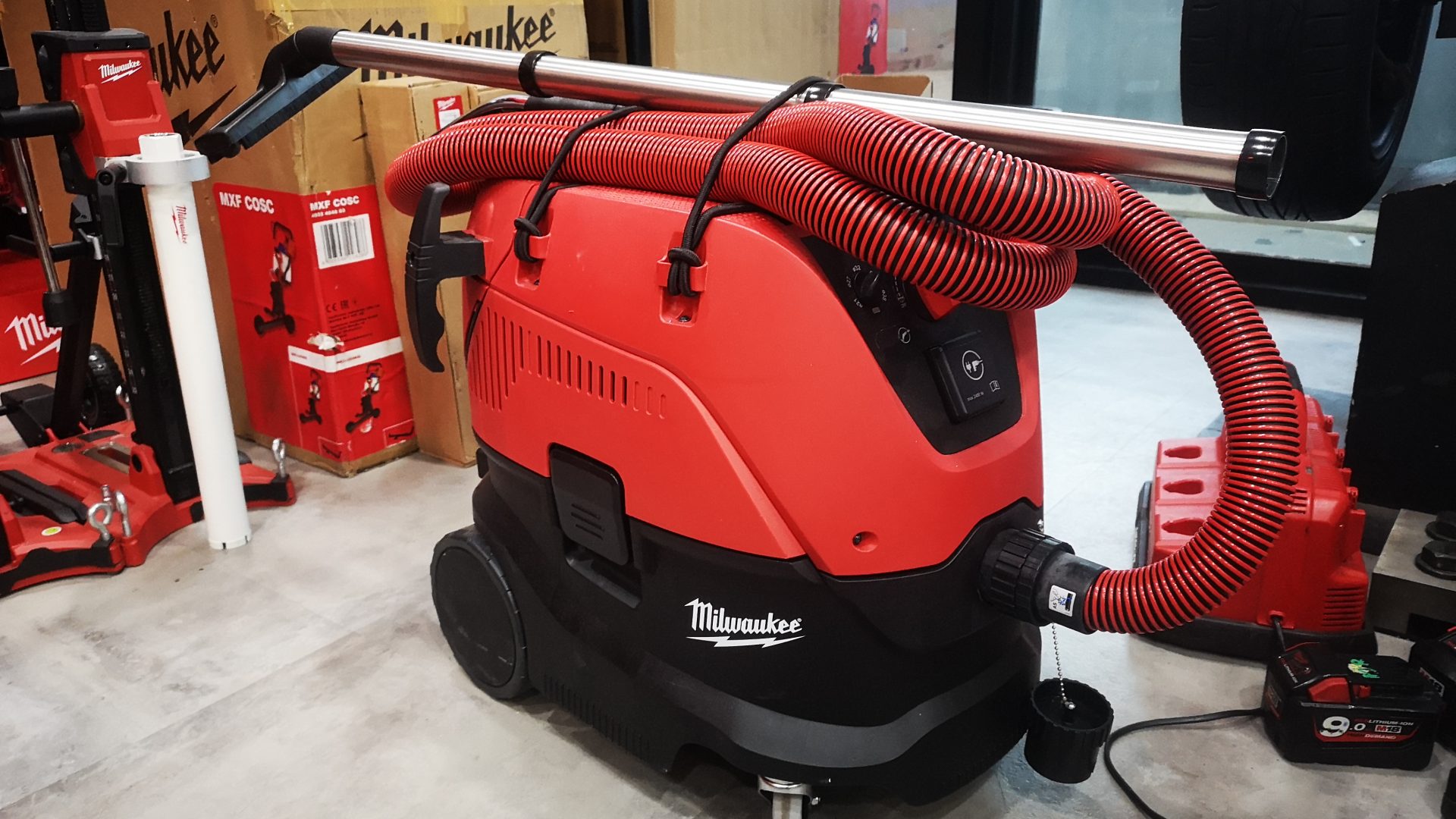 เจอดูดฝุ่น ยังไม่มีขายนะ