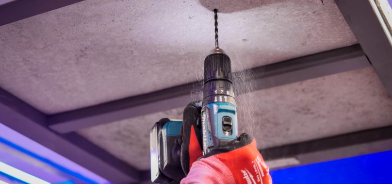 สว่านไร้สาย ใช้เจาะคอนกรีต และโหมดกระแทกสำคัญยังไง