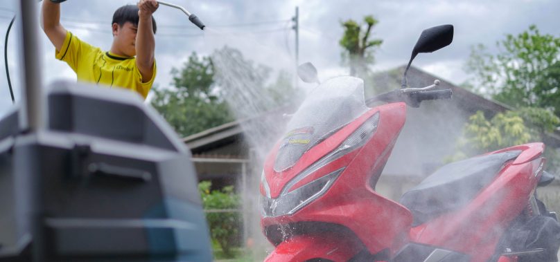 เครื่องฉีดน้ำ