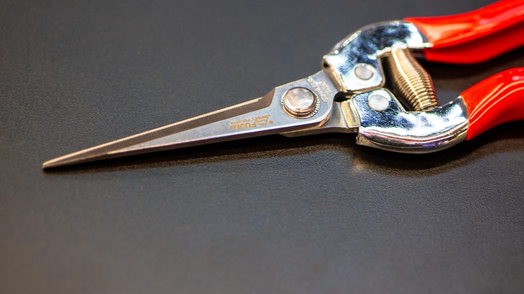 กรรไกรตัดกิ่ง