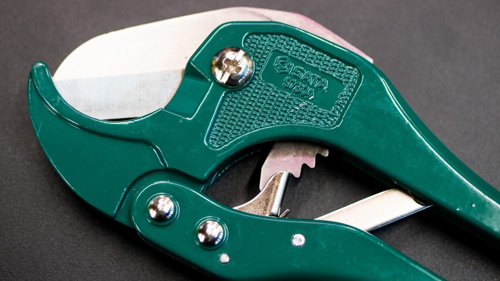 กรรไกรตัดท่อ