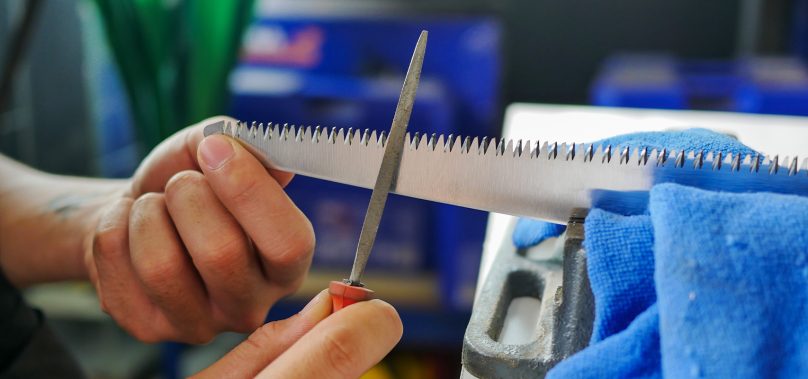 เลื่อยมือ ใช้มานานแล้วไม่คม สามารถลับได้ไหม?